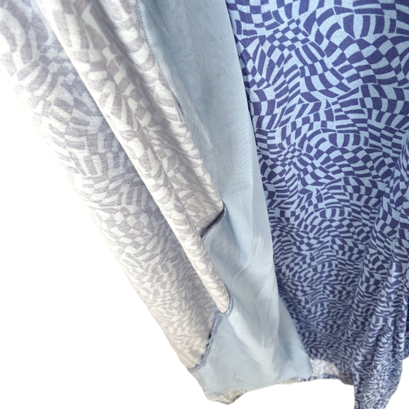 Urban Outfitters Zina Blue Geometric Print Sleeveless Midi Wrap Dress - Picture 10 of 16